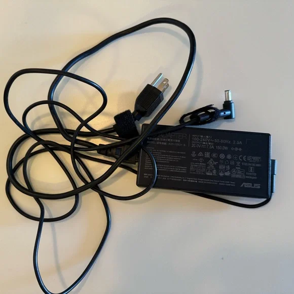 ASUS ROG Strix, Screen And Mouse - Picture 6 of 10